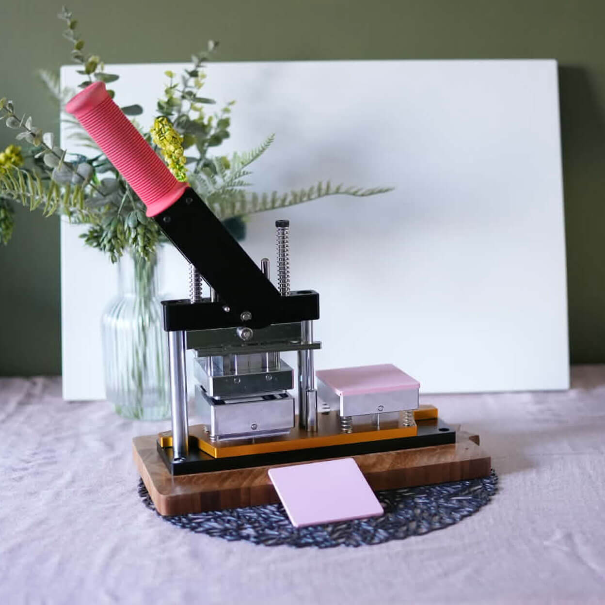 STL Files 50mm Magnet Press Dust Cover Lid (4)